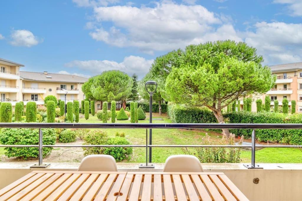 Aerosky Proche Aeroport Apartment